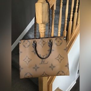 Luis Vuitton inspired large On-The-Go monogram bag. A Free gift included